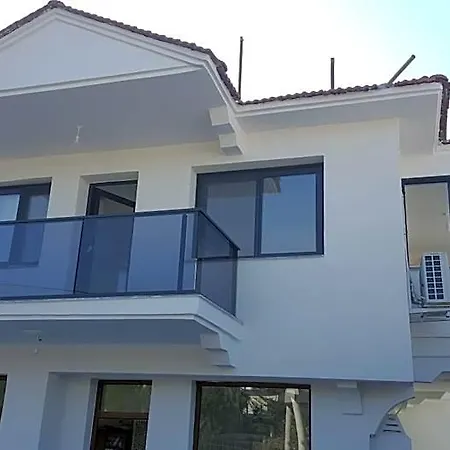 Cesme Homes 3* جفتليك كوي